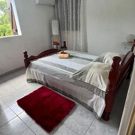 Jodi Appartement Sainte-Rose Buitenkant foto